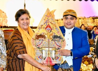 Lestari Moerdijat Lakukan Sosialisasi Empat Pilar Melalui Pagelaran Wayang Kulit